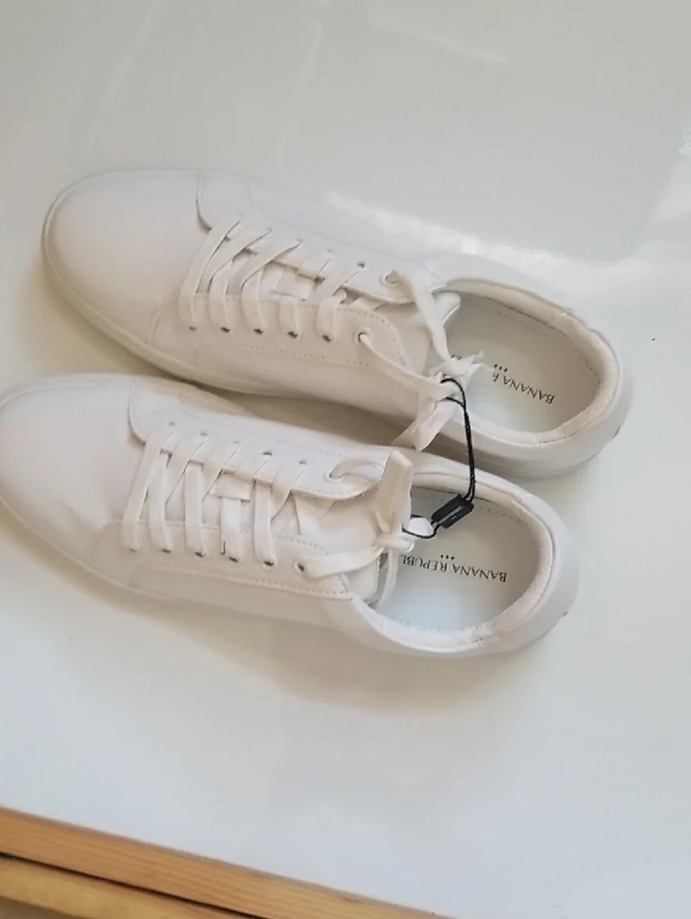Banana Republic White Men's Low-Top Sneakers